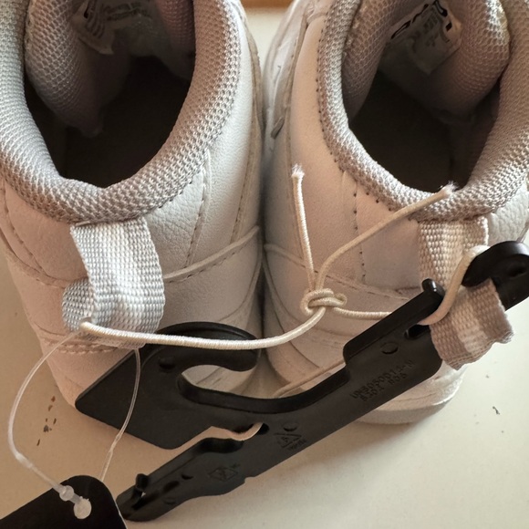 Toddler Boys White Sneakers Size 10 Hightop - Picture 5 of 6